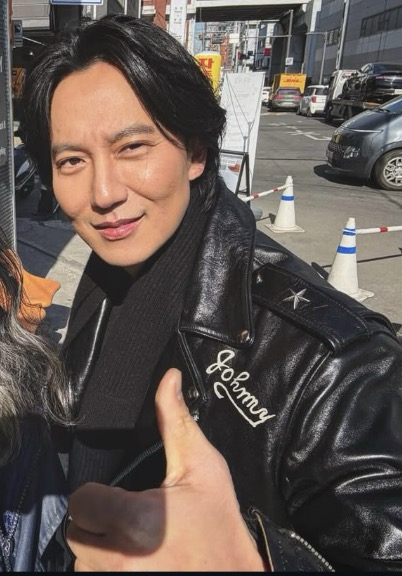 Recent activity shot of Kim Namgil