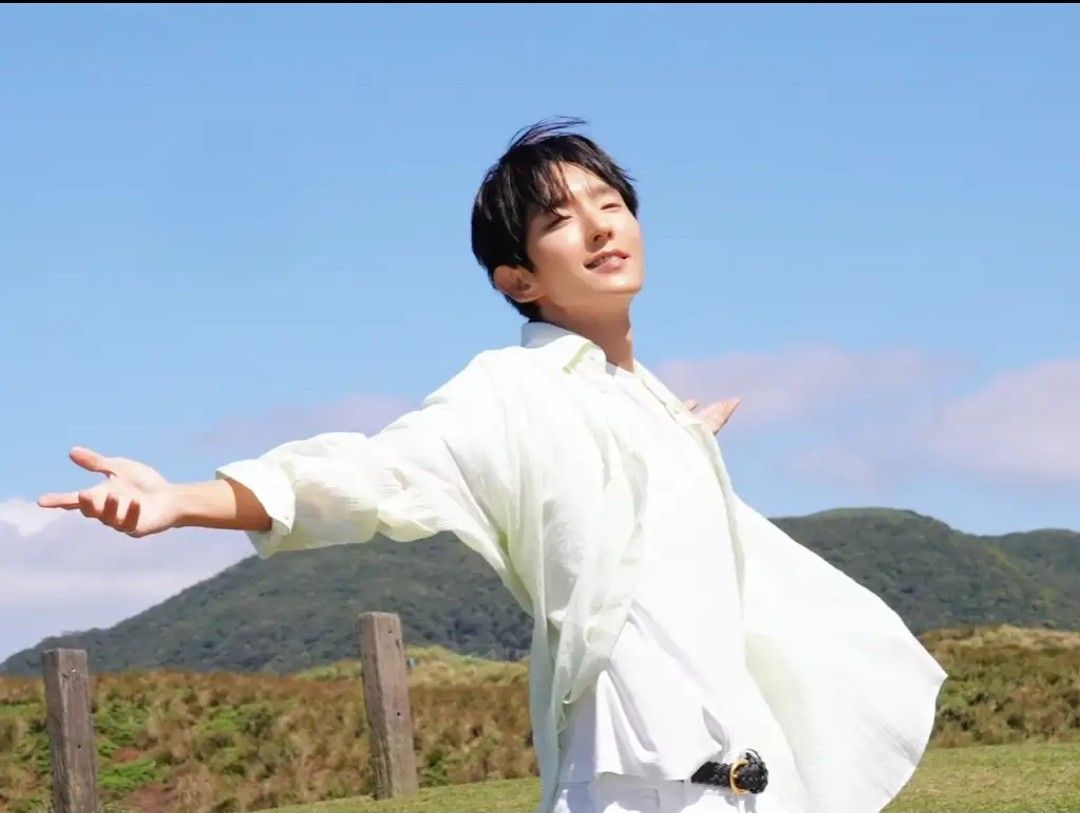 Recent activity shot of Lee Joongi