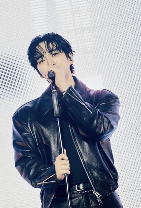 イ・ジュノのビハインドカット