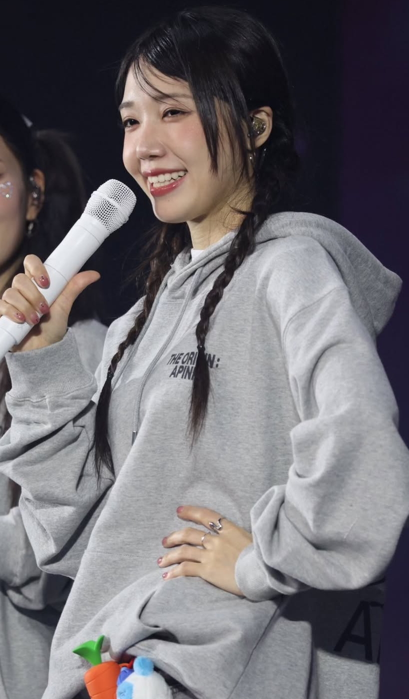 Cuplikan di balik layar dari Jung Eunji