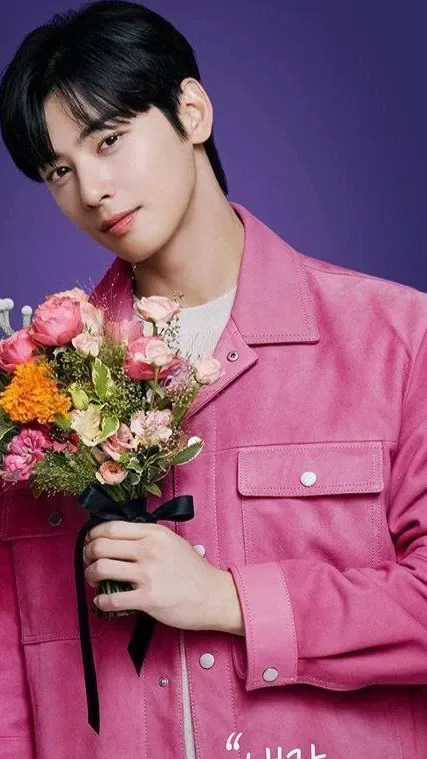 A moment captured by a fan of Cha Eunwoo