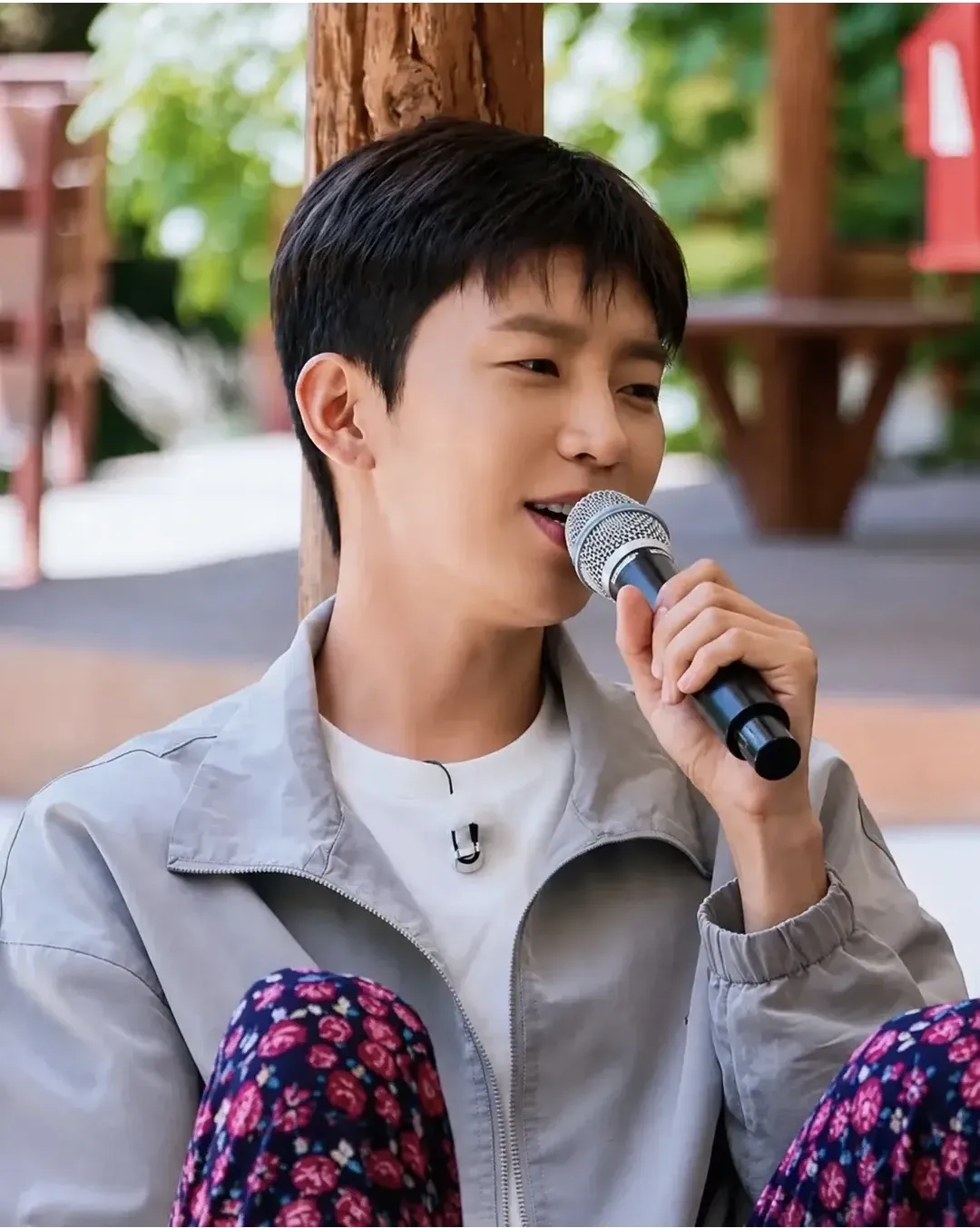Cuplikan di balik layar dari Lim Youngwoong