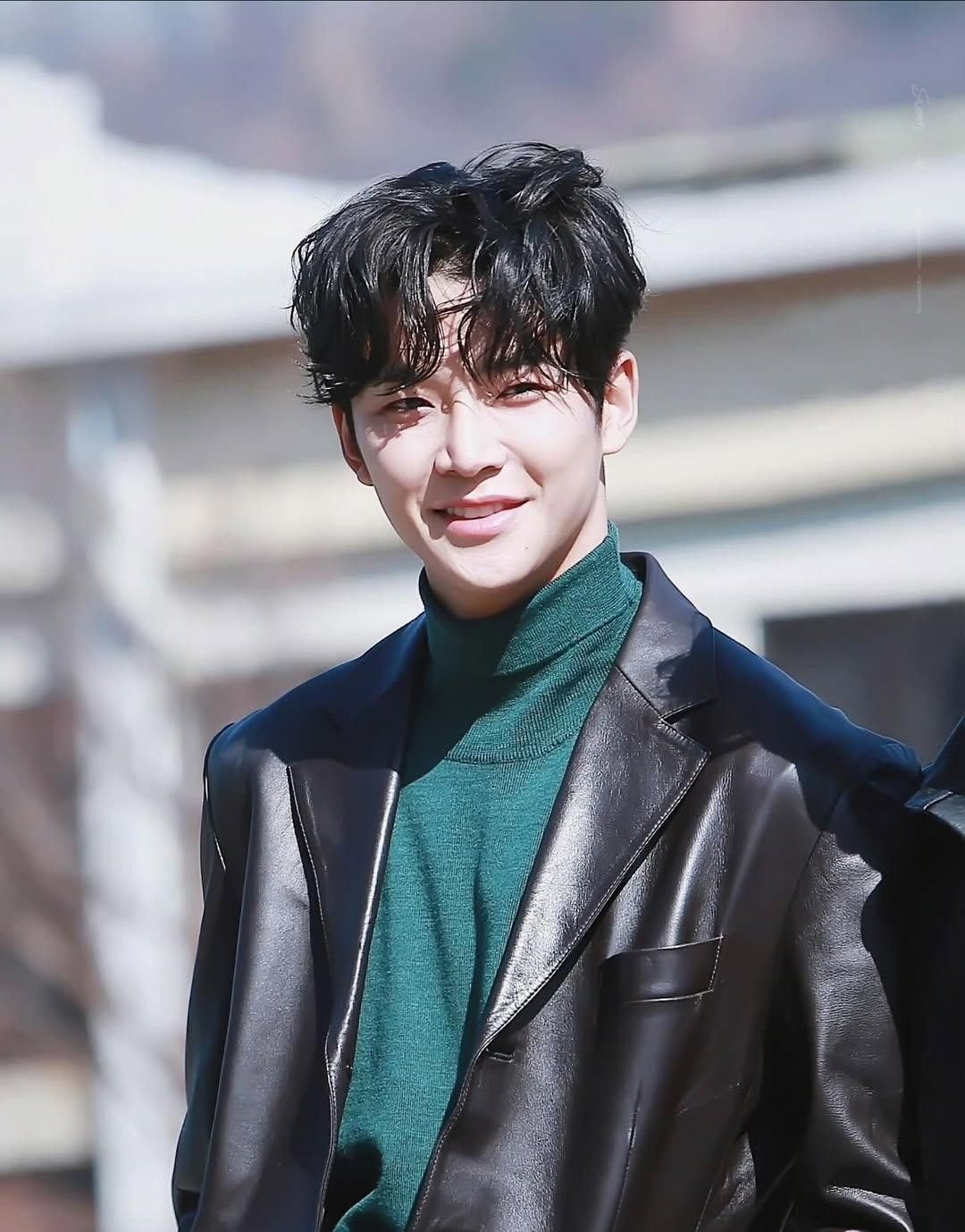 粉丝拍下的路云瞬间