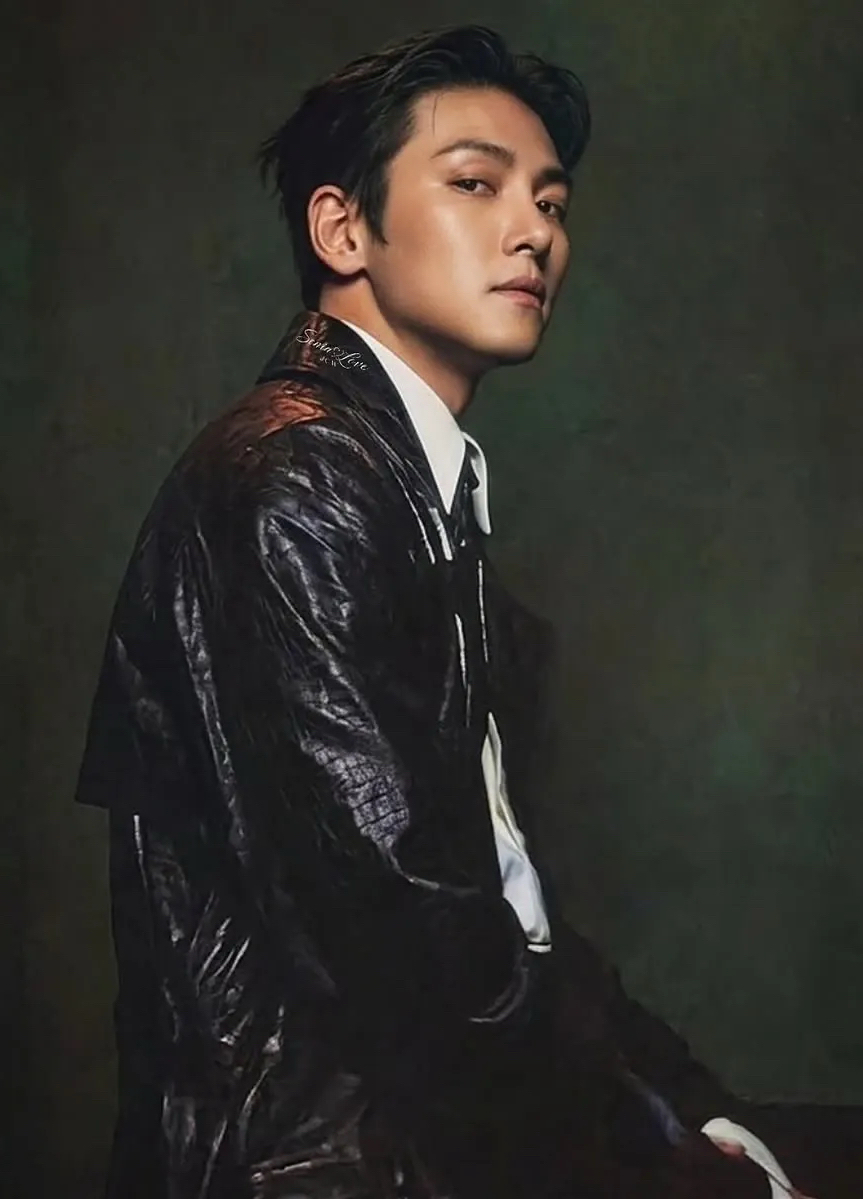Latest photo of Ji Changwook