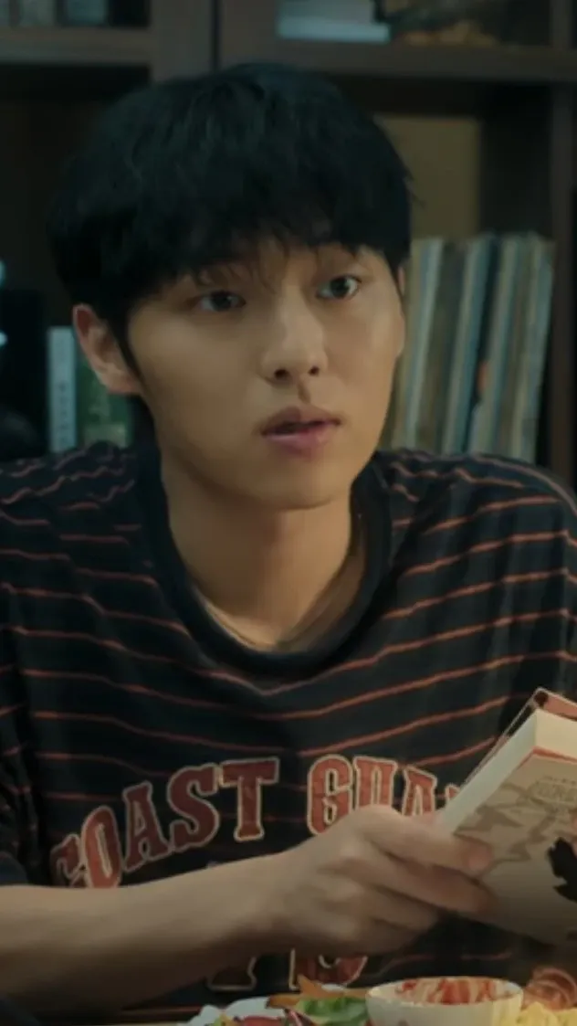 A moment captured by a fan of Choi Hyunwook