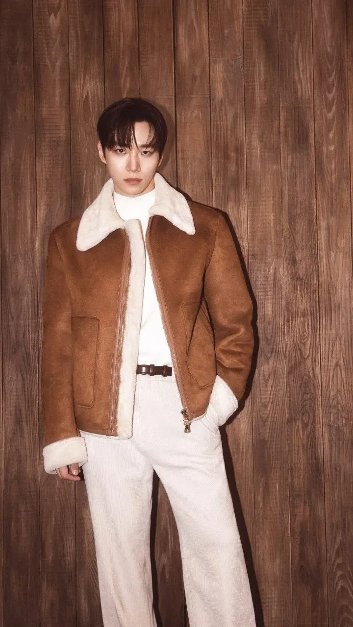 Foto kegiatan terbaru dari Lee Junho
