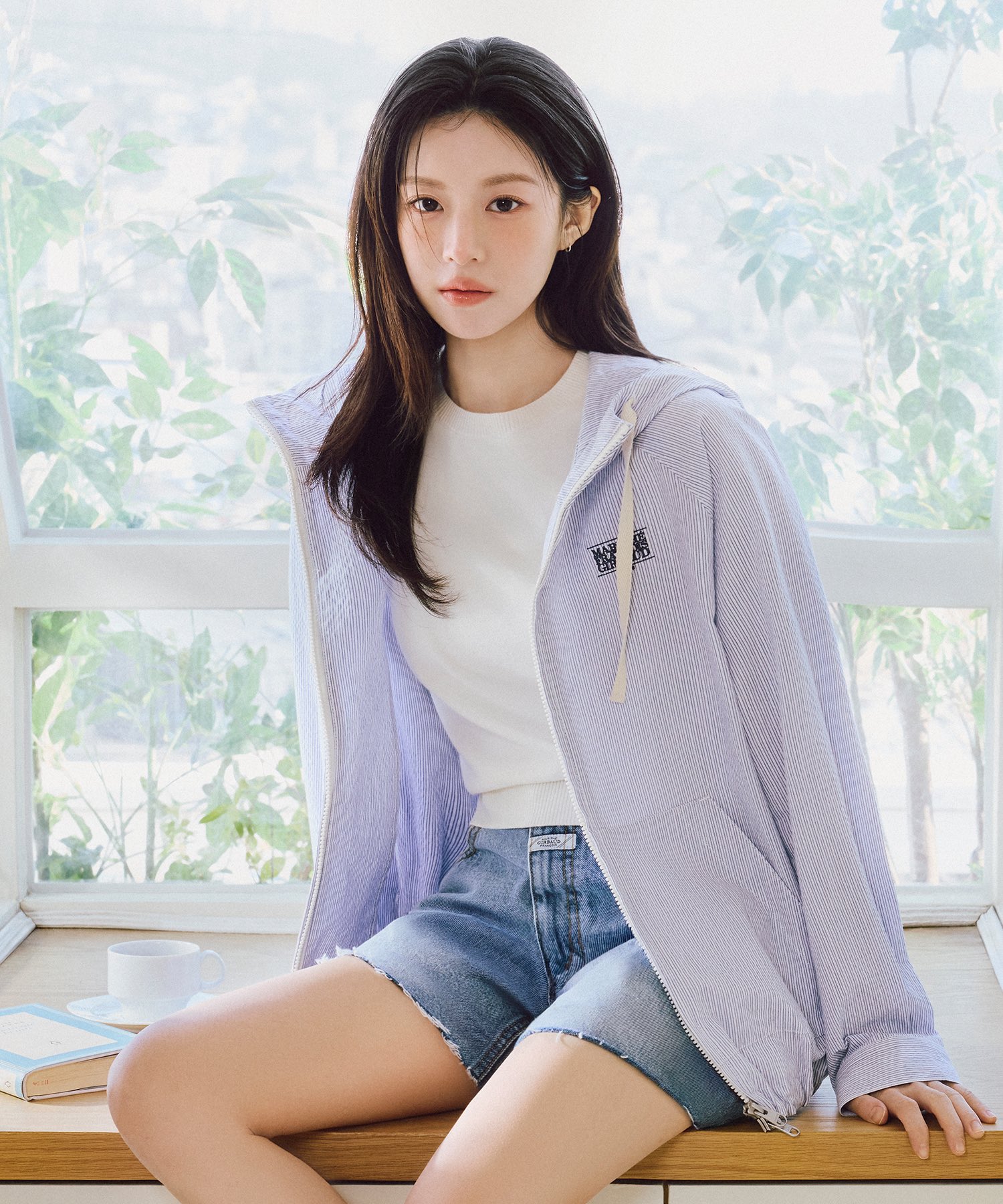 Recent activity shot of Go Younjung