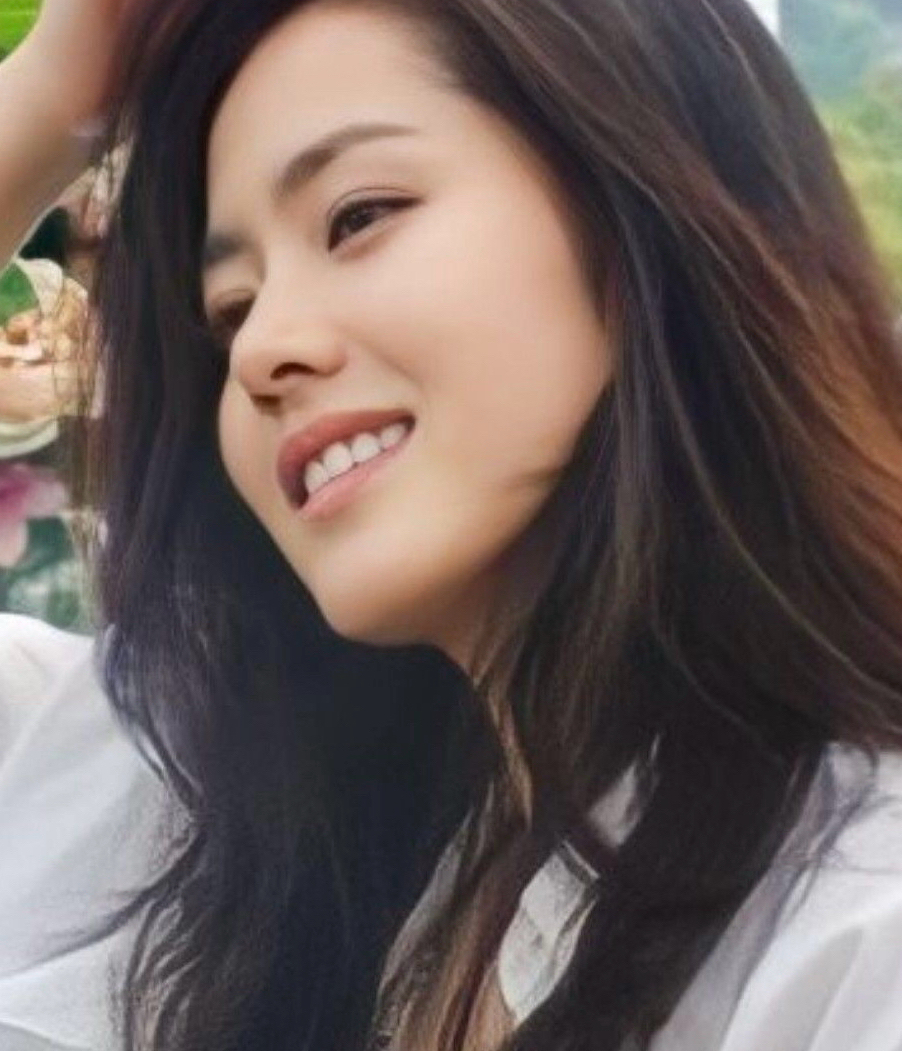 Foto kegiatan terbaru dari Son Yejin