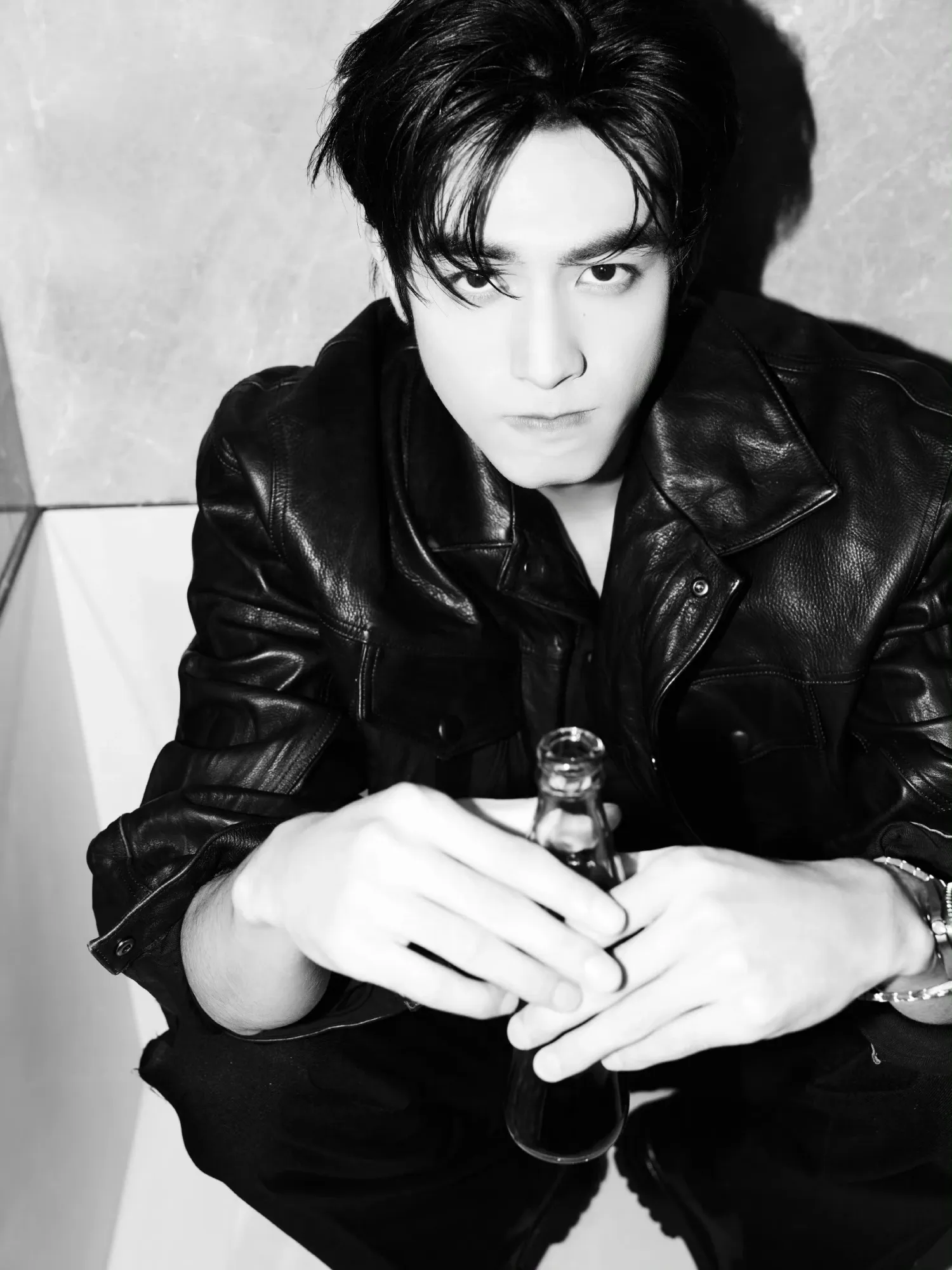 Behind-the-scenes cut of Song WeiLong