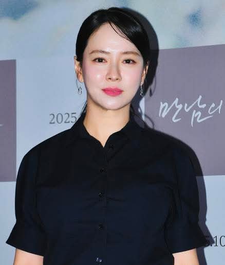 Foto kegiatan terbaru dari Song Jihyo