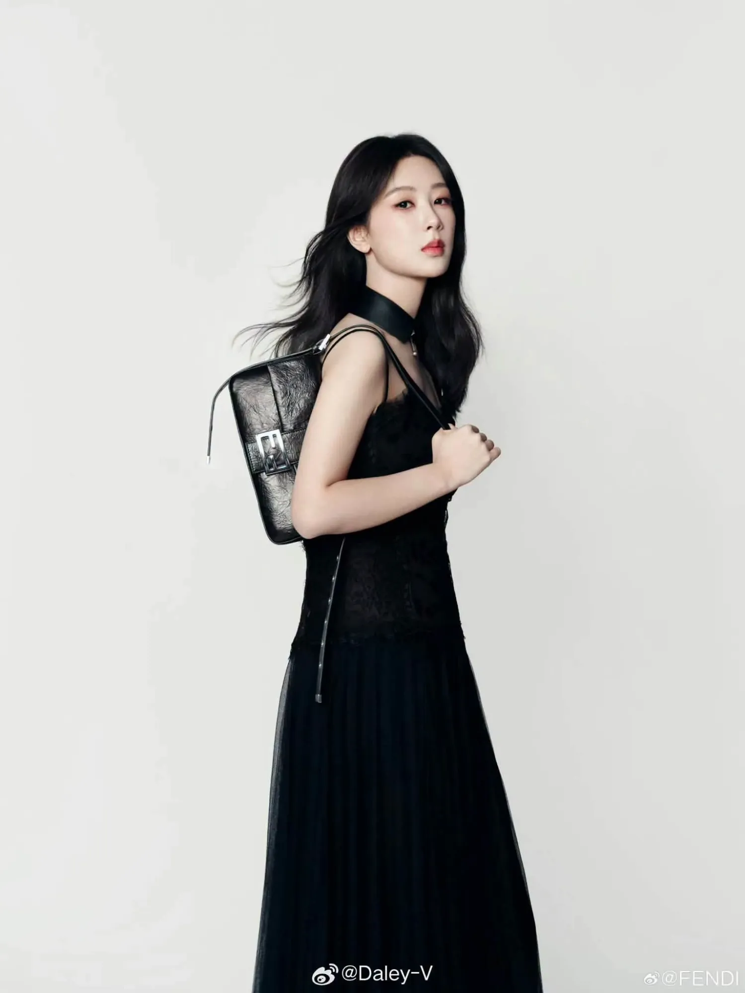 Latest photo of Yang Zi