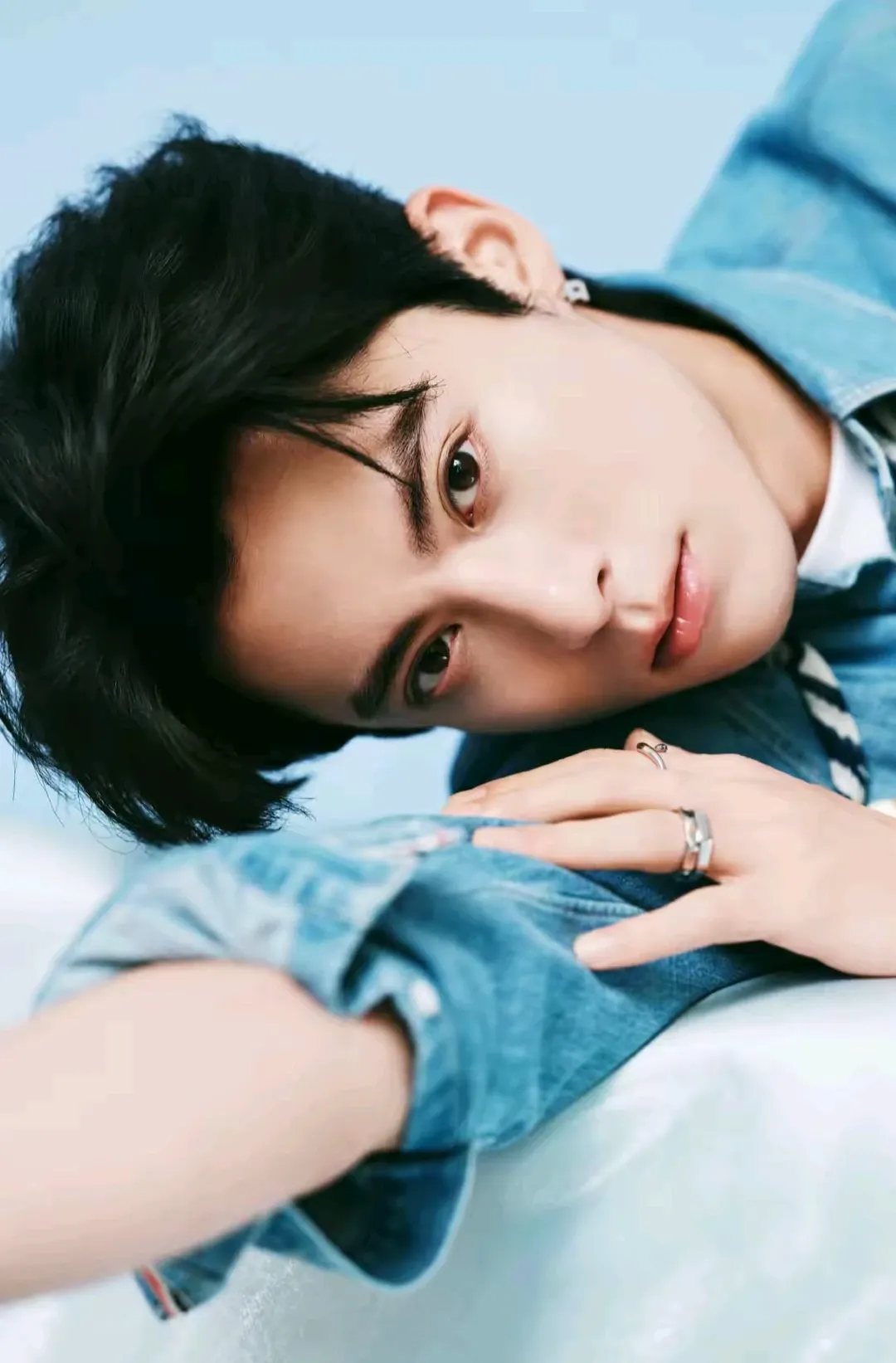 Behind-the-scenes cut of Dylan Wang