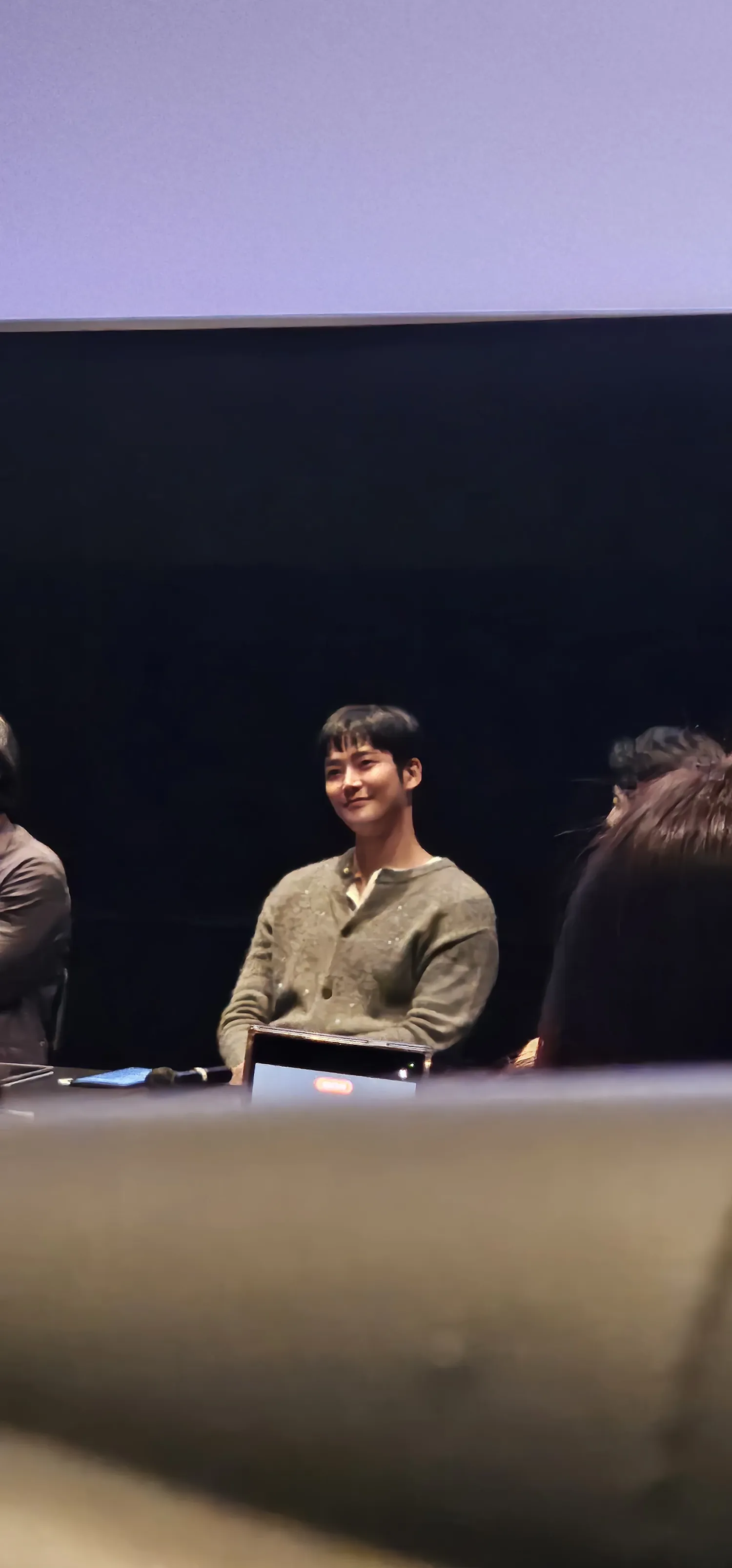 Today's popular wallpaper in Rowoon community