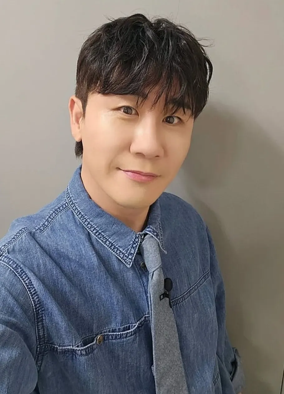 영탁의 비하인드 컷