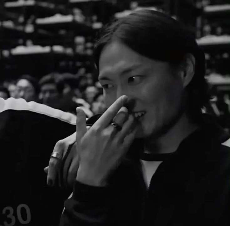 Behind-the-scenes cut of Roh Jaewon