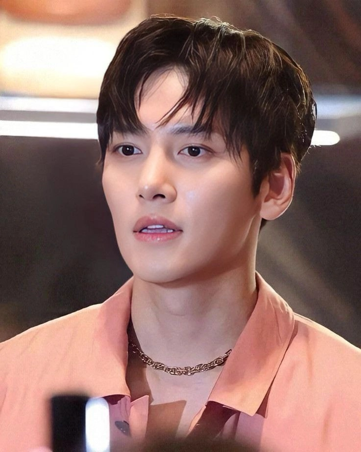 Recent activity shot of Ji Changwook