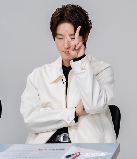 A moment captured by a fan of Lee Joongi