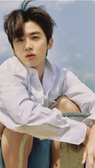Special wallpaper made by Kim Yohan's fans