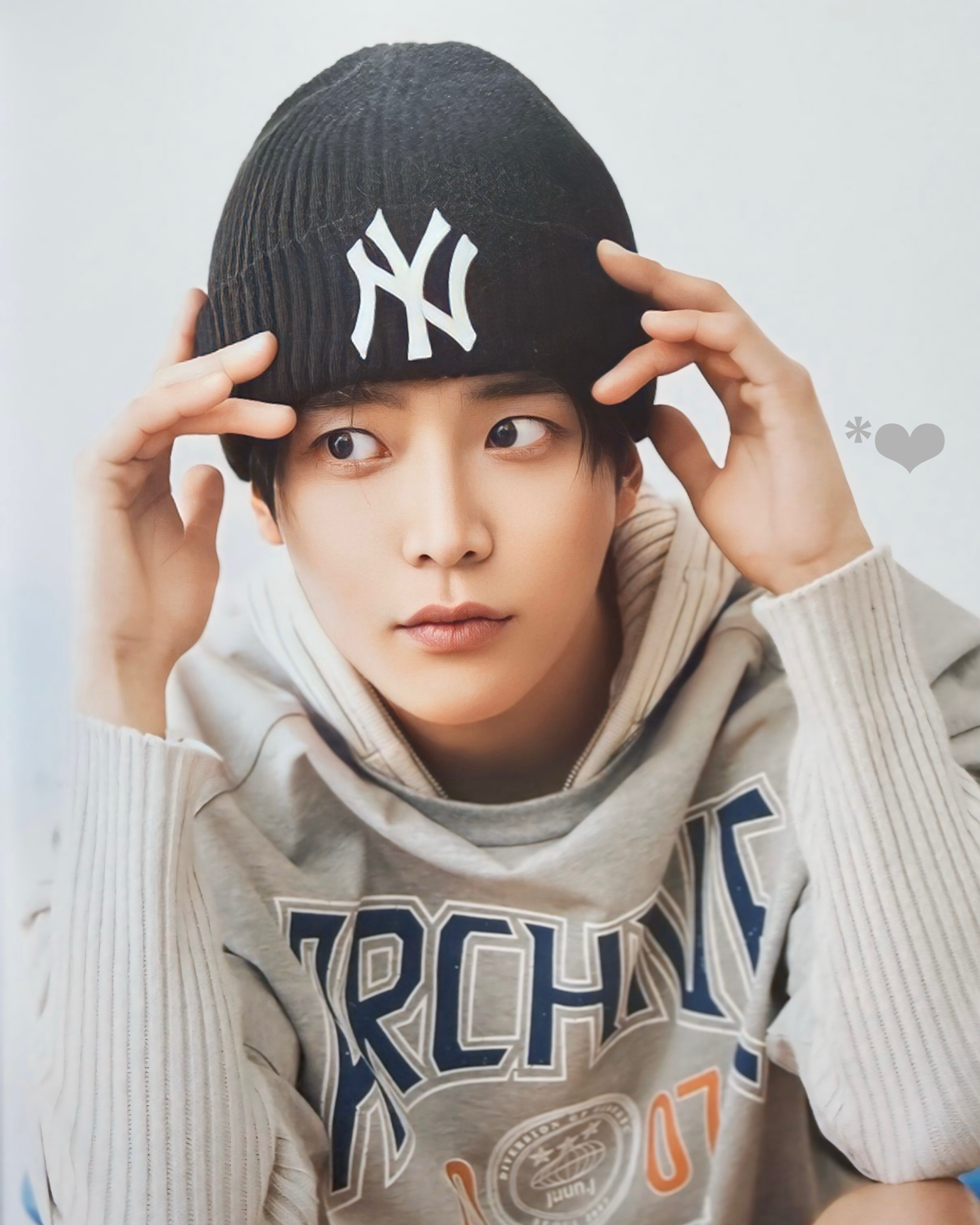 Momen yang diabadikan oleh penggemar Rowoon