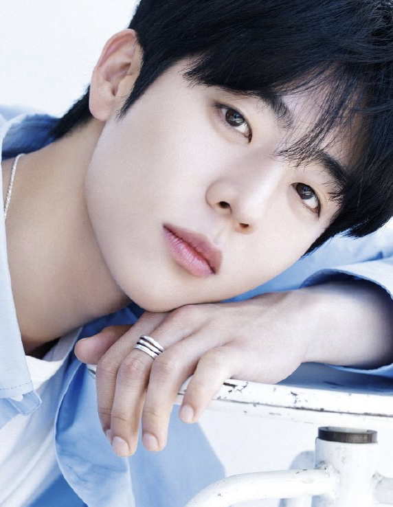 Recent activity shot of Chae Jonghyeop