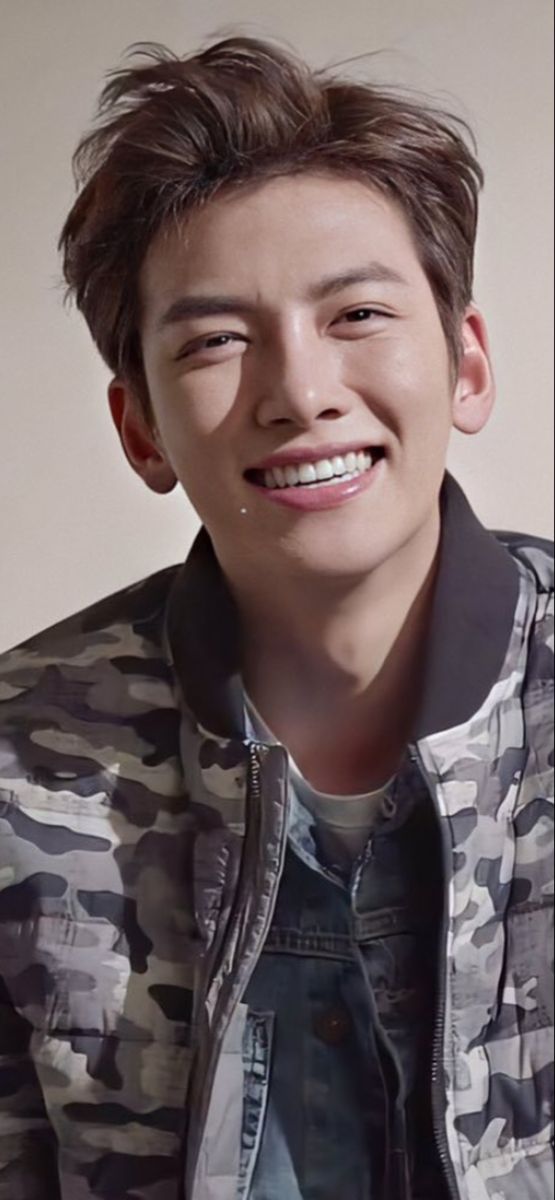 Emotional wallpaper shared by fans for Ji Changwook