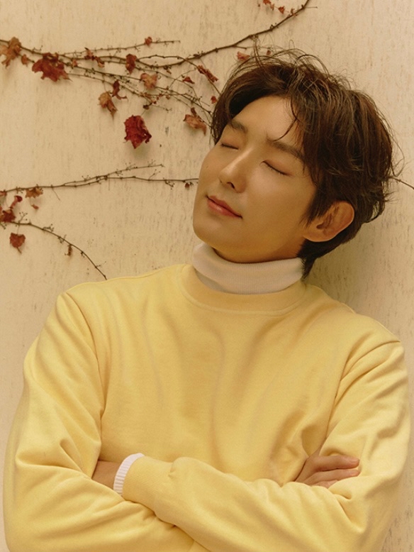 A moment captured by a fan of Lee Joongi