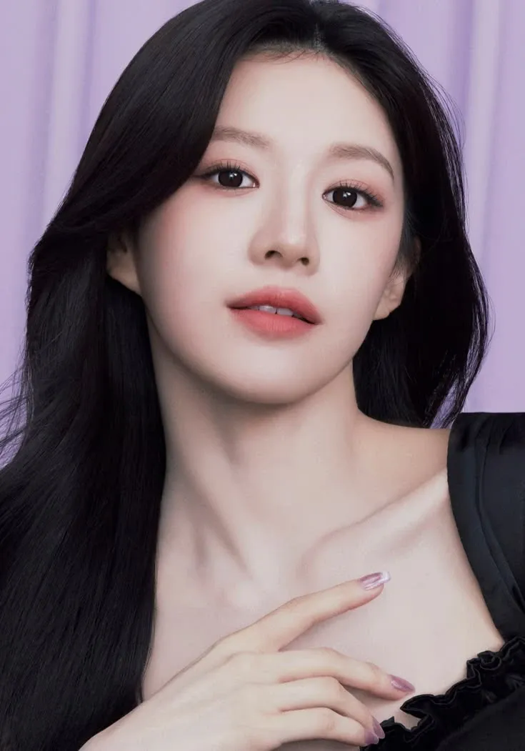 Latest photo of Go Younjung