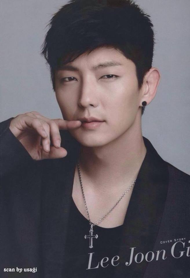 Latest photo of Lee Joongi