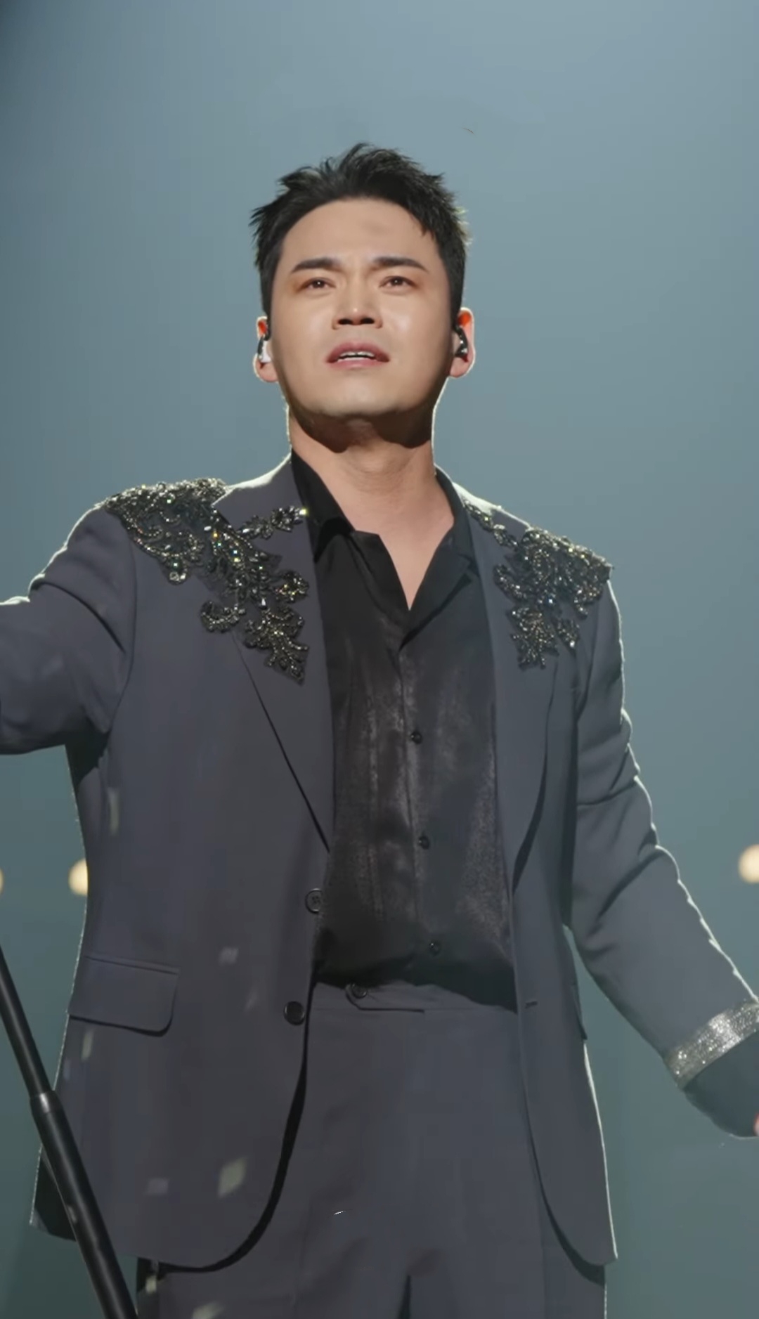 Behind-the-scenes cut of Cheonrokdam