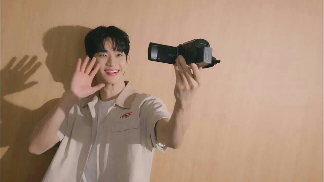 Recent activity shot of Kim Soohyun
