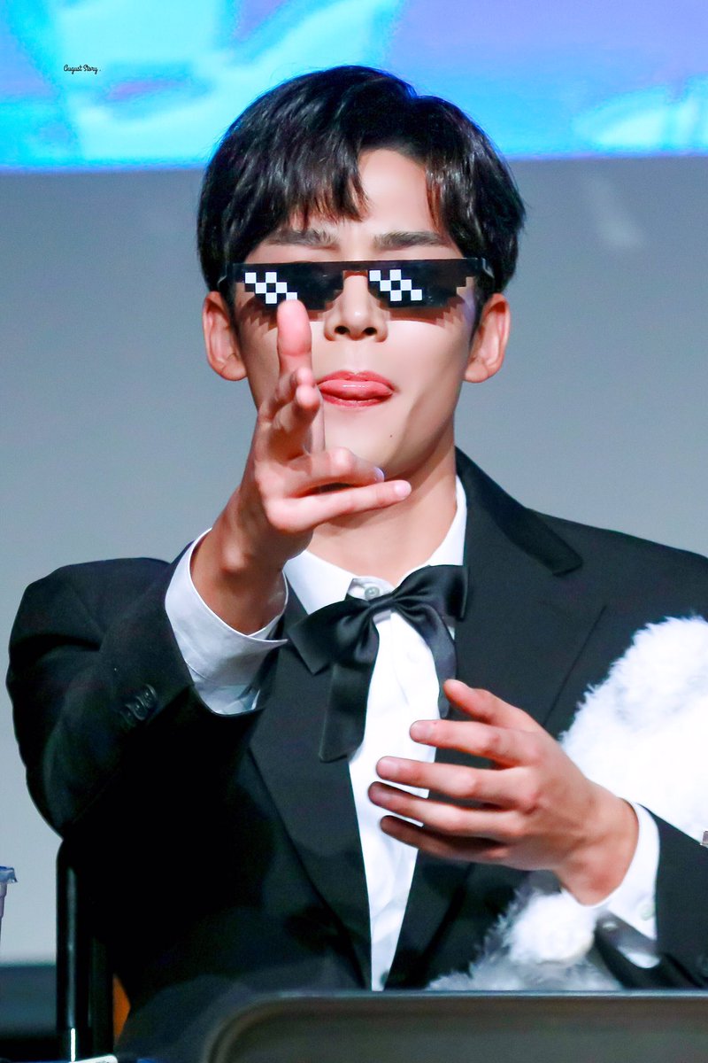 路云的最新照片