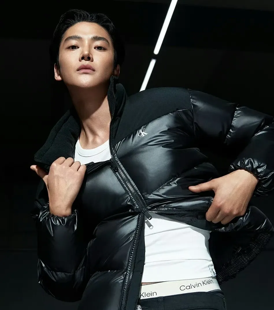Foto kegiatan terbaru dari Rowoon