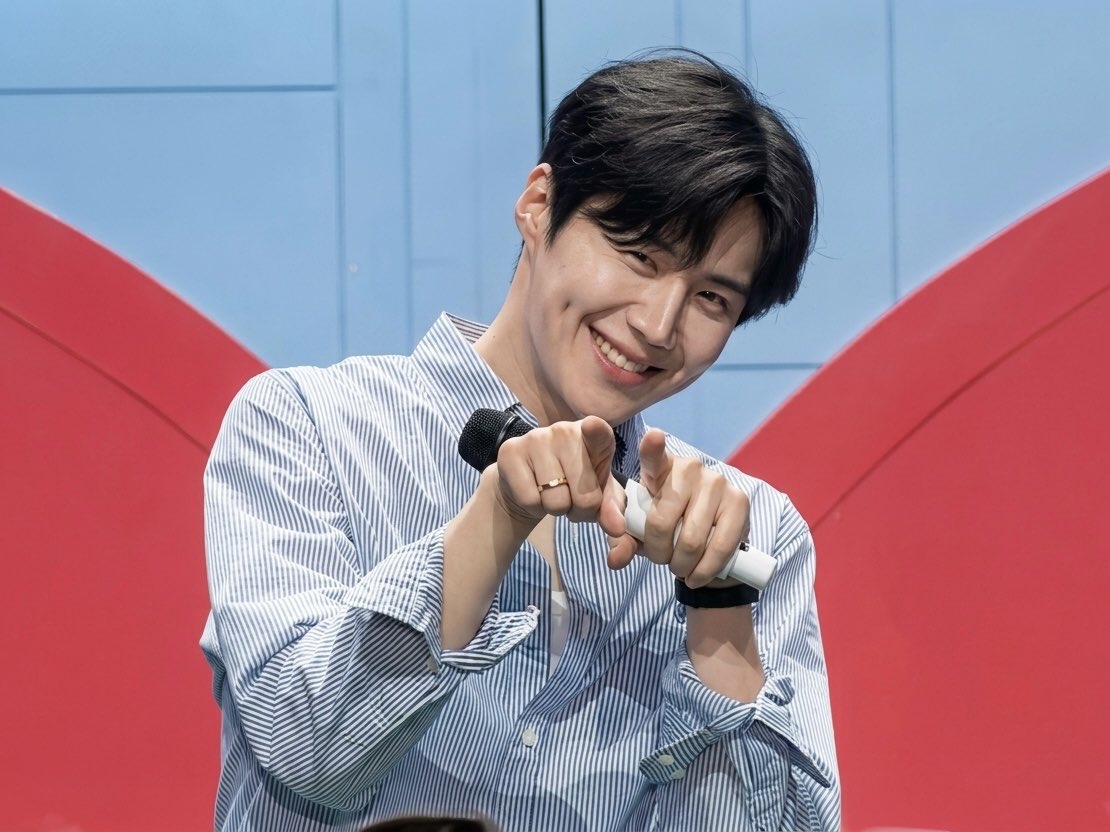 Momen yang diabadikan oleh penggemar Kim Seonho