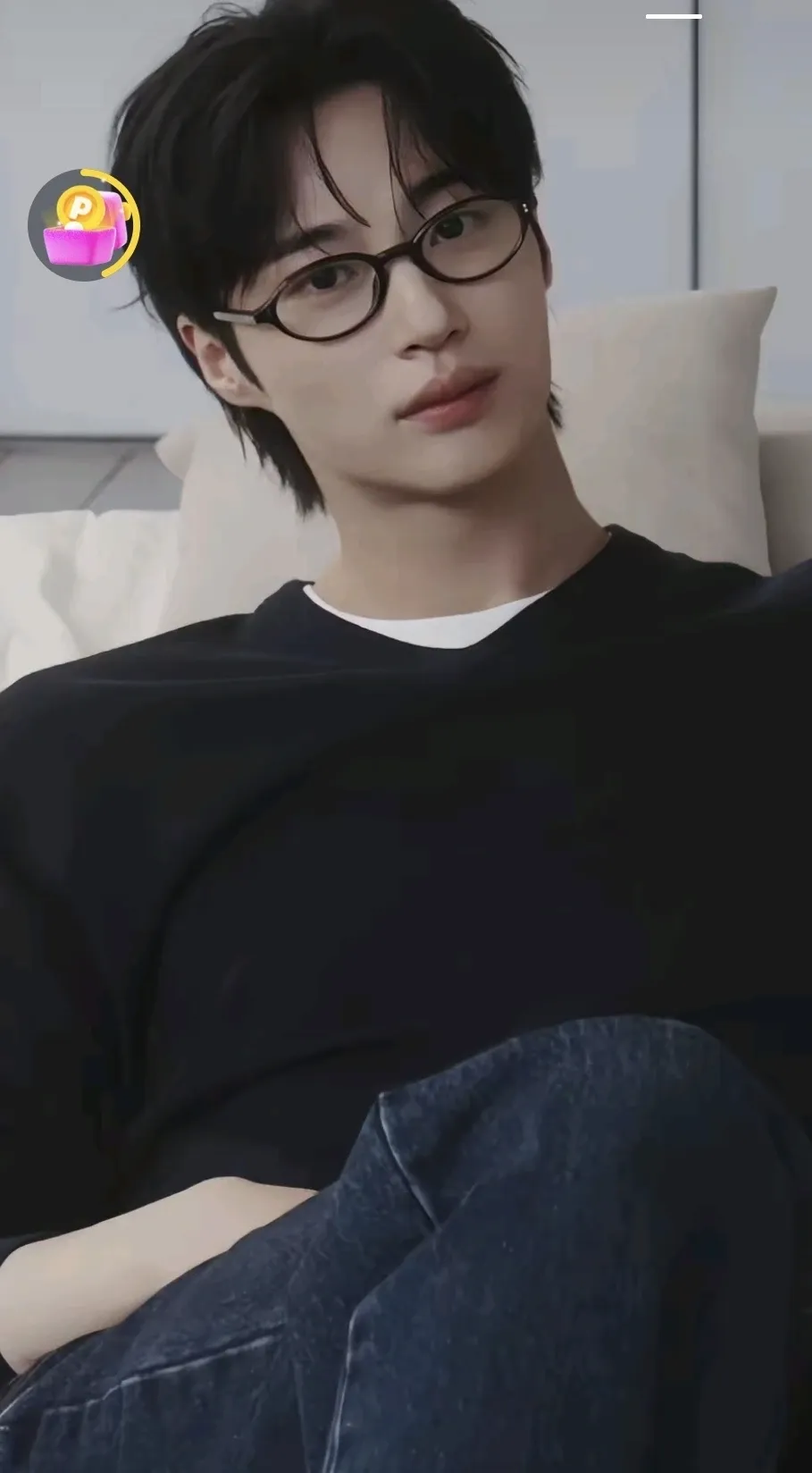 Recent activity shot of Byeon Wooseok