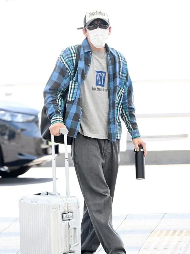 粉丝拍下的池昌旭瞬间