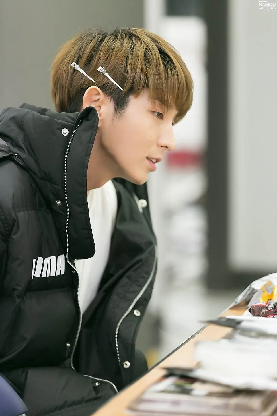 A moment captured by a fan of Lee Joongi