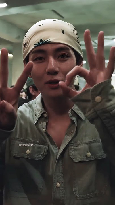 最愛偶像名人粉絲團推薦的金泰亨 (V)背景圖片