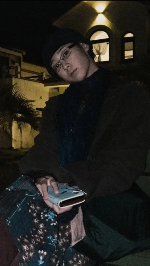 Behind-the-scenes cut of Han Yeji