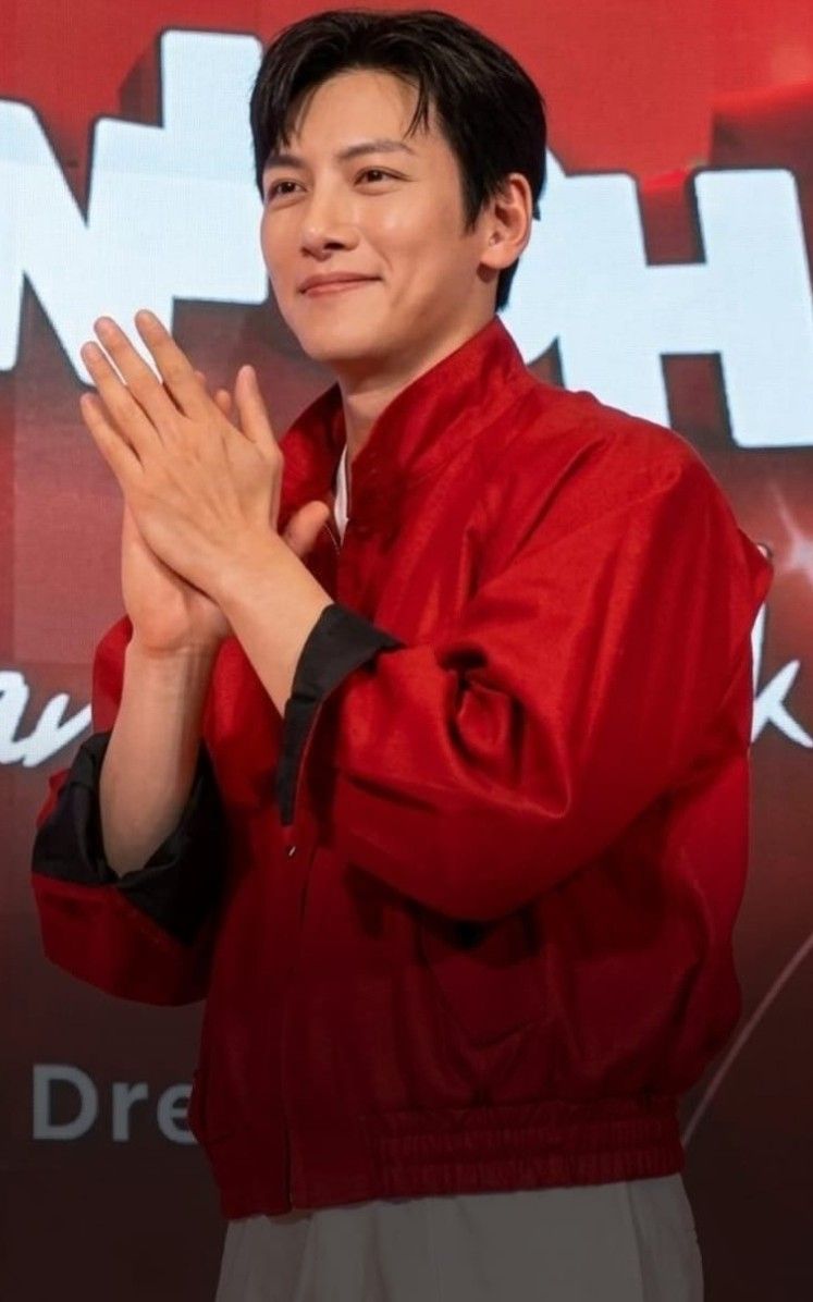 지창욱의 최신 사진