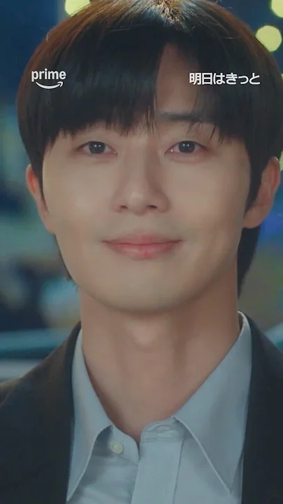 A moment captured by a fan of Park Seojoon