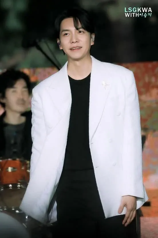 이승기 최근 활동샷