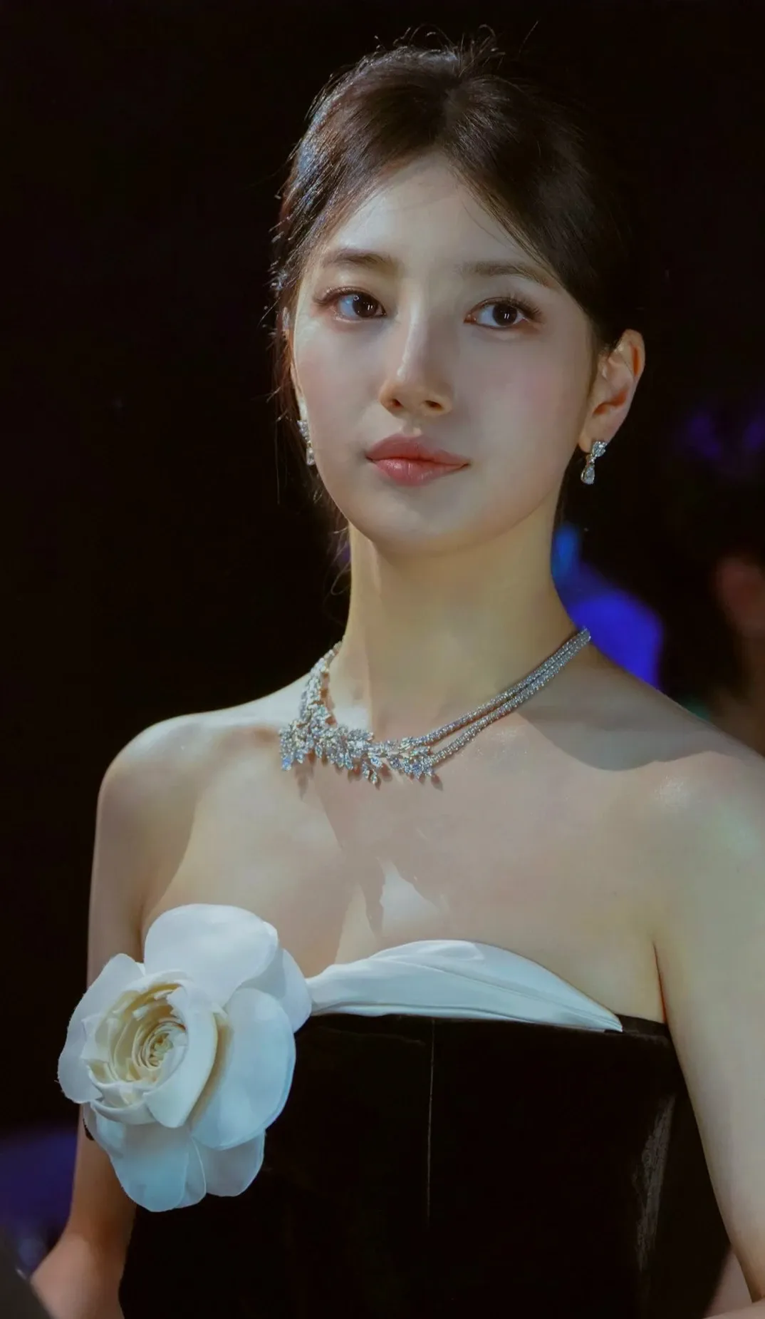 Recent activity shot of Bae Suzy