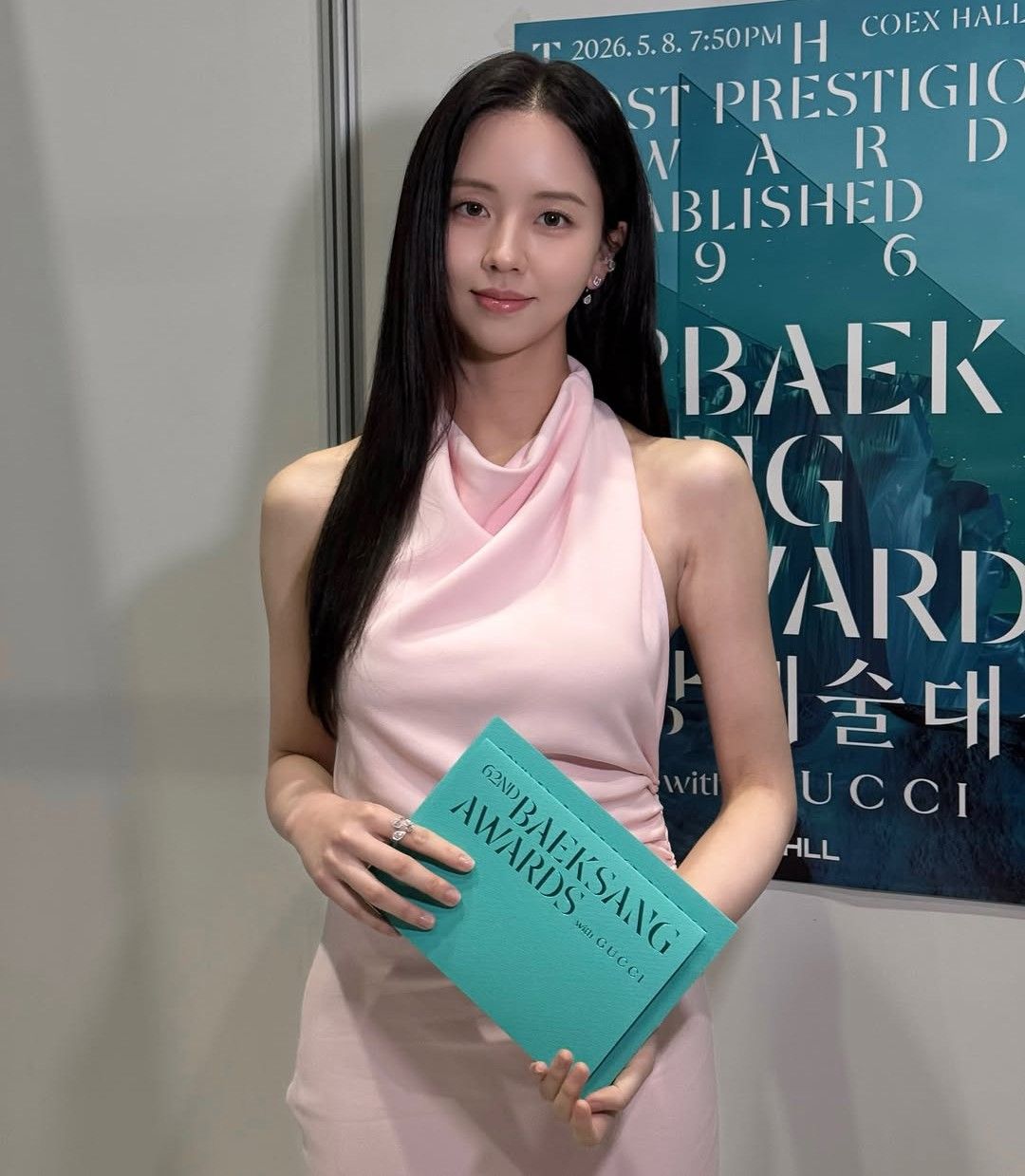Behind-the-scenes cut of Kim Sohyun