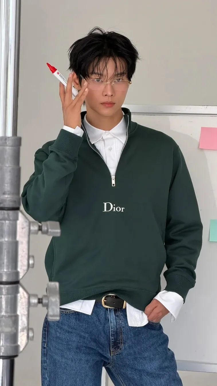 Behind-the-scenes cut of Cha Hakyeon (N)