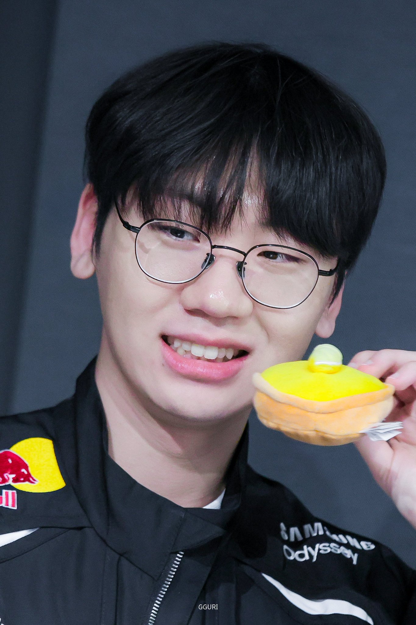 Behind-the-scenes cut of Doran