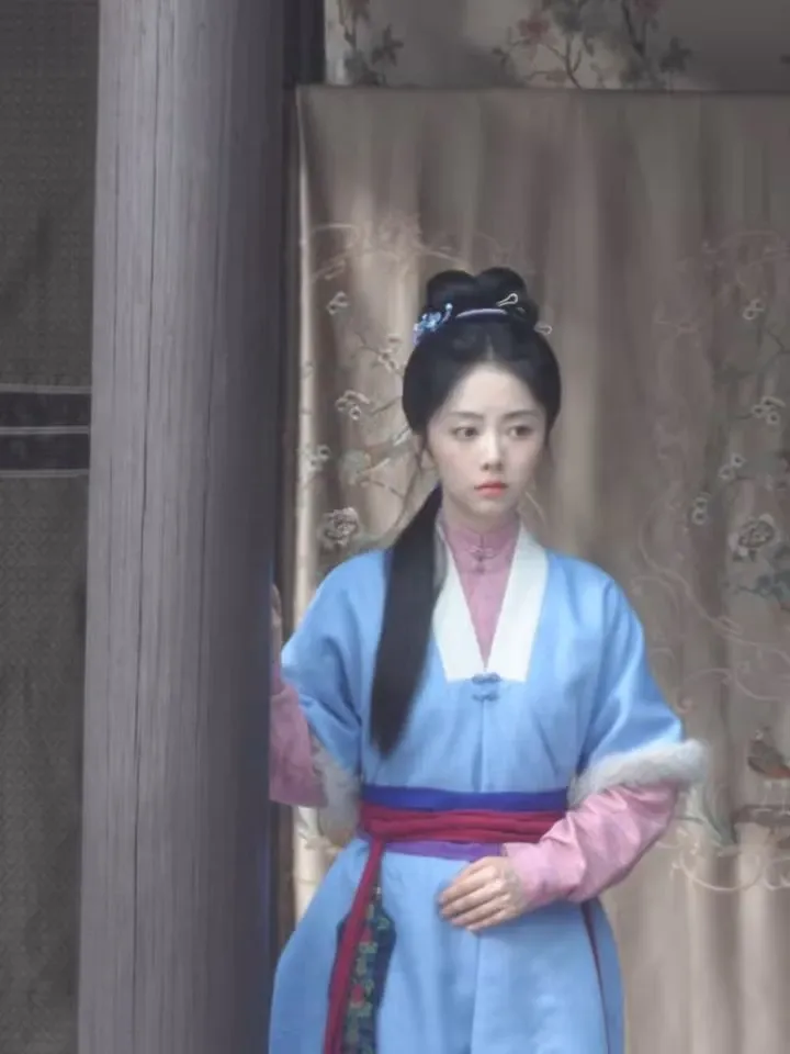 Latest photo of Tan Song Yun