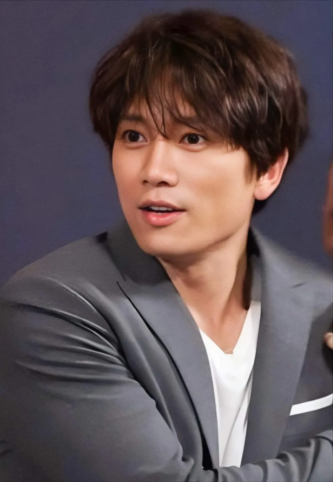 Recent activity shot of Ji Sung