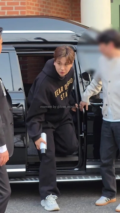 Latest photo of Song Minjun