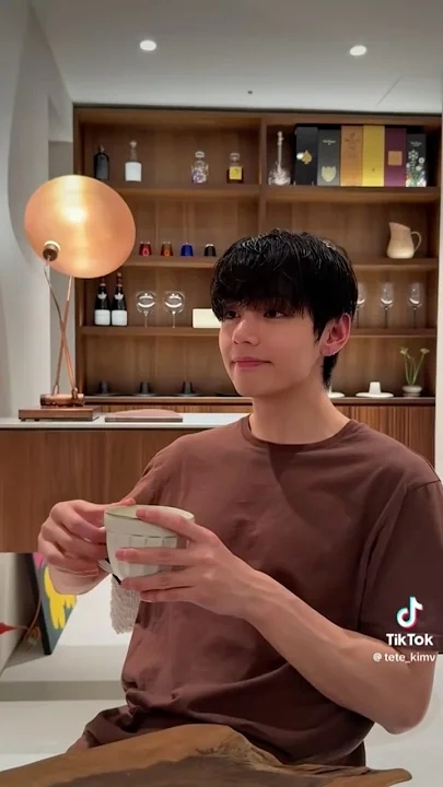 Representative background image loved by Kim Taehyung (V) fandom