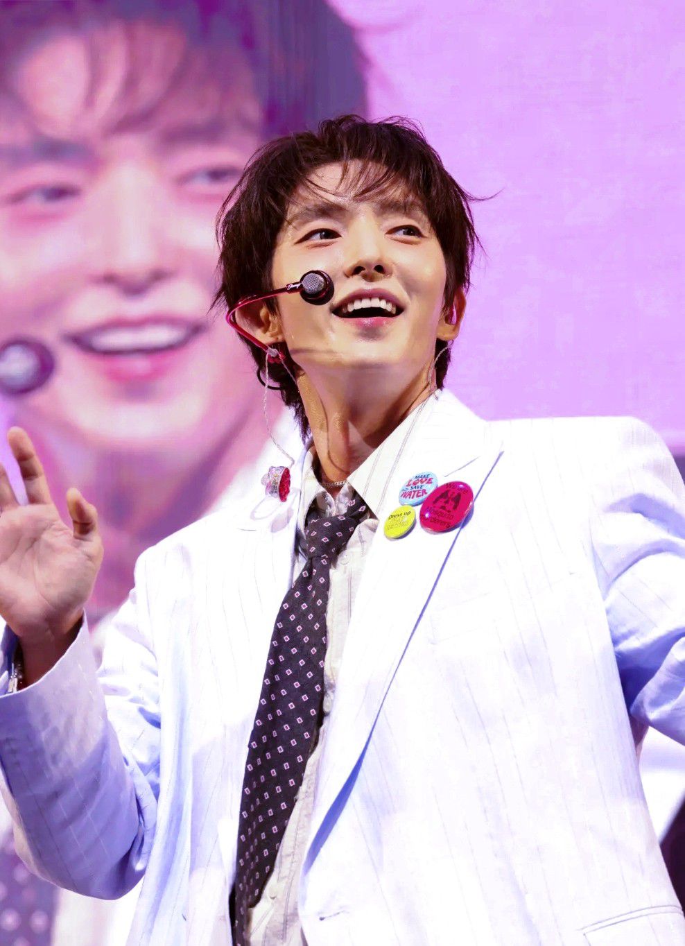 Recent activity shot of Lee Joongi